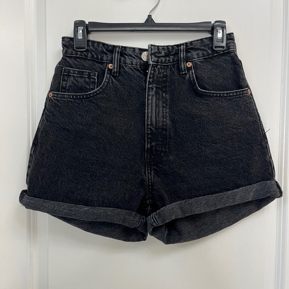 Zara Pants - ZARA High-Waist Black Denim Shorts (Size 36 / US 4)